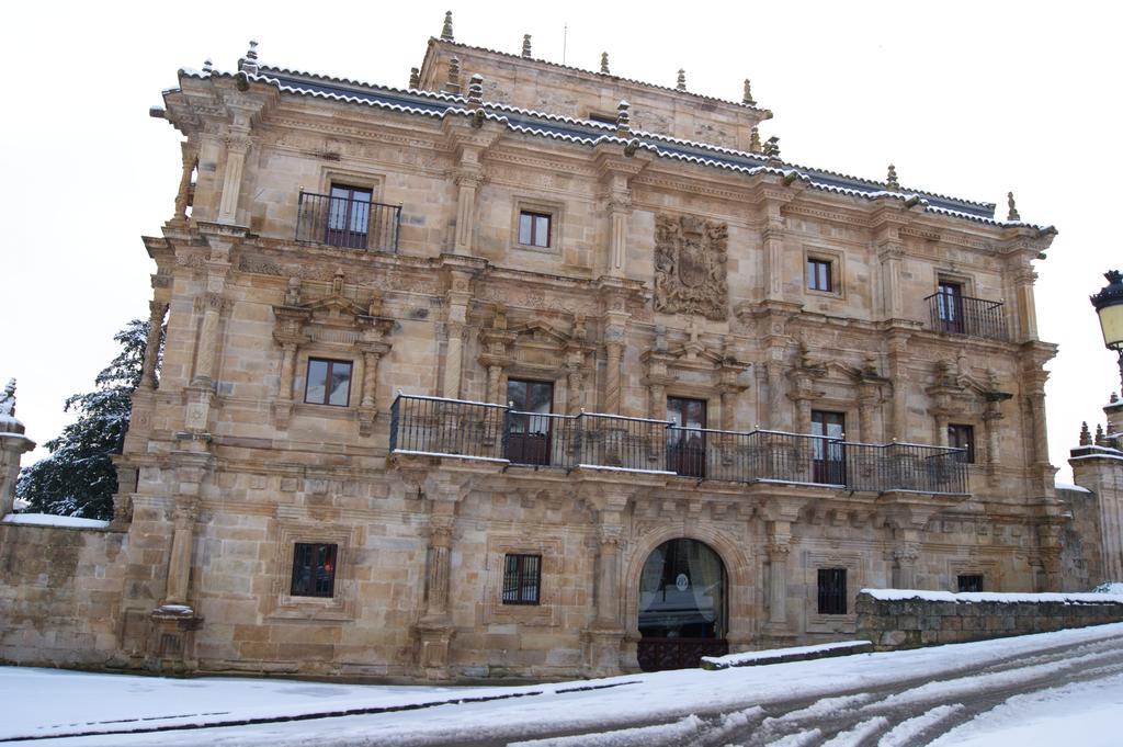 Abba Palacio De Sonanes Hotel Villacarriedo Esterno foto